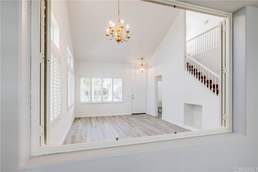 28069 Keepsake Way Valencia, CA 91354 - Photo 13 of 55