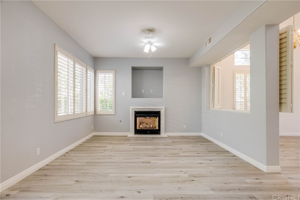 28069 Keepsake Way Valencia, CA 91354 - Photo 20 of 55