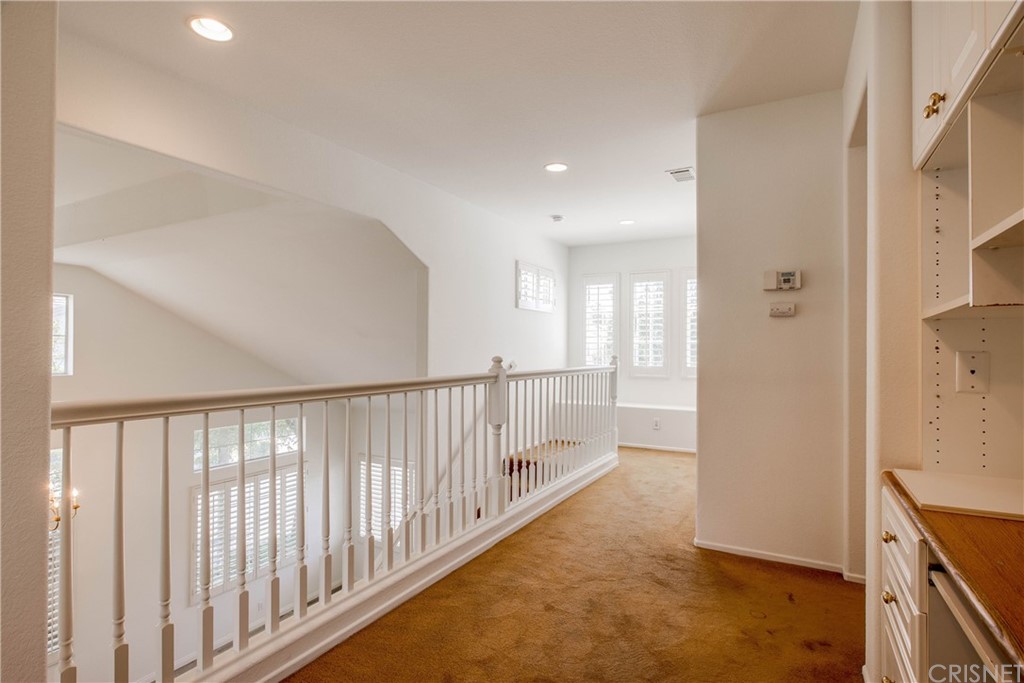 28069 Keepsake Way Valencia, CA 91354 - Photo 29 of 55