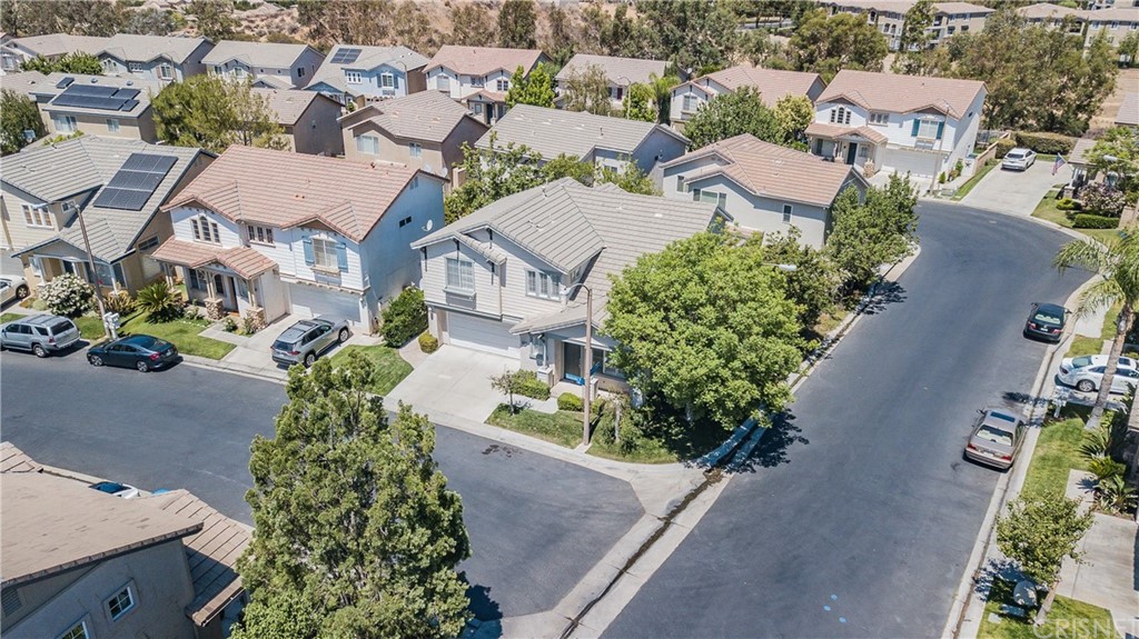 28069 Keepsake Way Valencia, CA 91354 - Photo 4 of 55