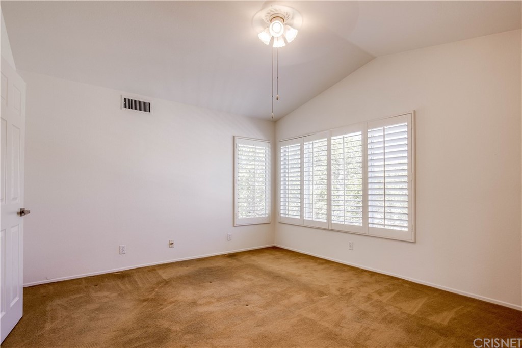 28069 Keepsake Way Valencia, CA 91354 - Photo 31 of 55