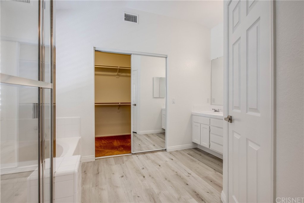 28069 Keepsake Way Valencia, CA 91354 - Photo 34 of 55