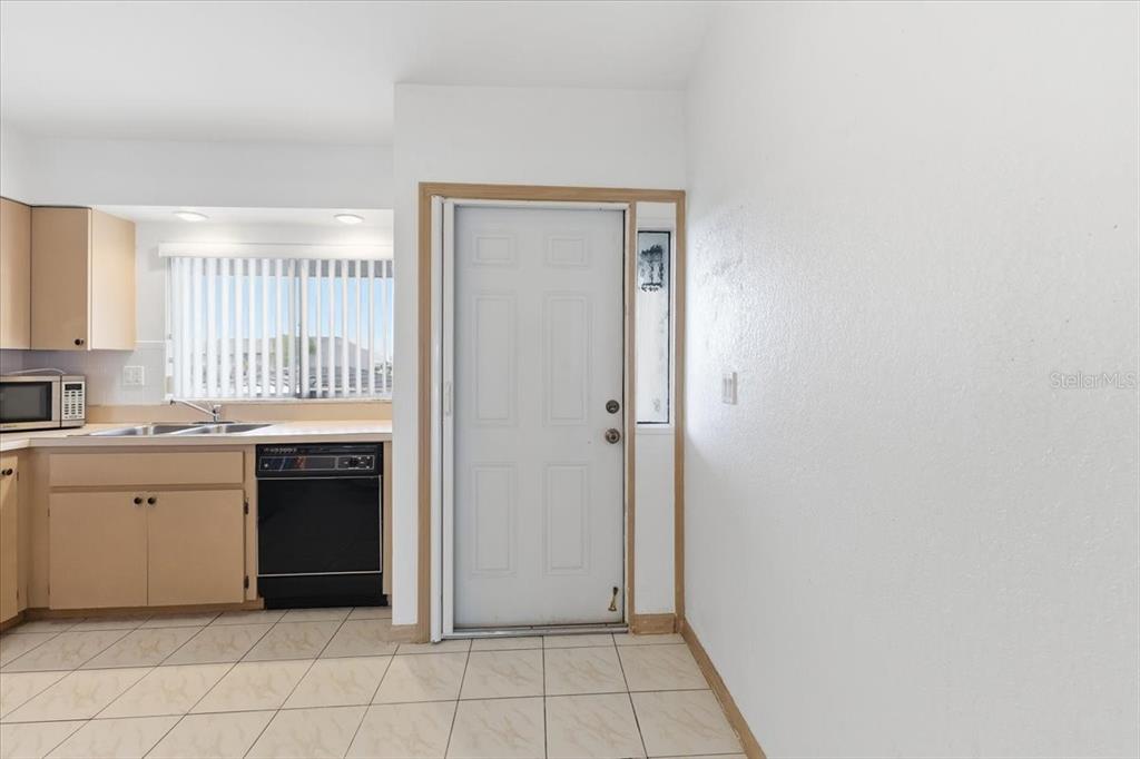 26316 Nadir Road, Unit B5 Punta Gorda, FL 33983 - Photo 11 of 33 Gallery Image 11