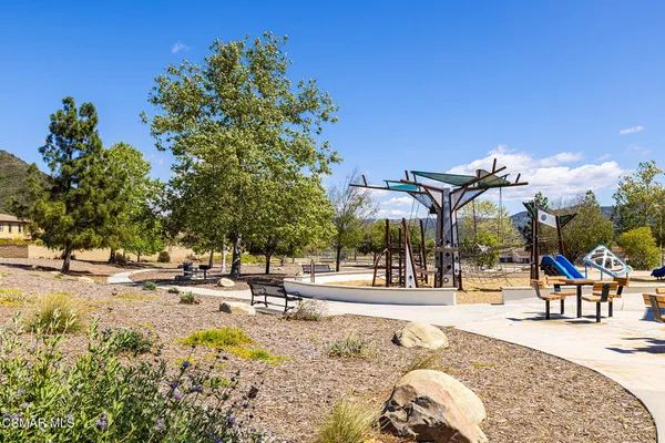 $838,000 | 201 Via Antonio, Newbury Park, CA 91320
