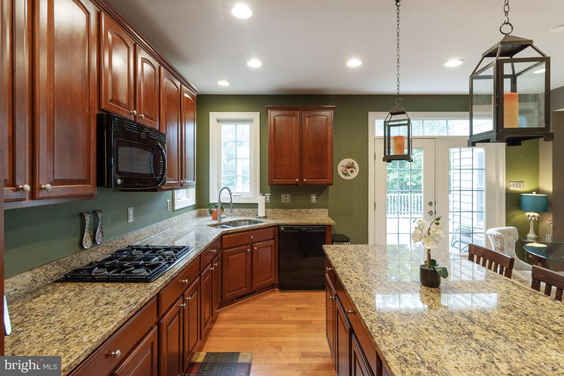 8923 Ricky Trevor Road Perry Hall, MD 21128 - Photo 18 of 58 Kitchen - granite counter tops