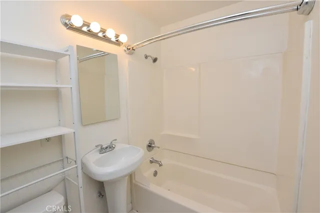 $4,200 | 514 Dahlia Avenue, Imperial Beach, CA 91932