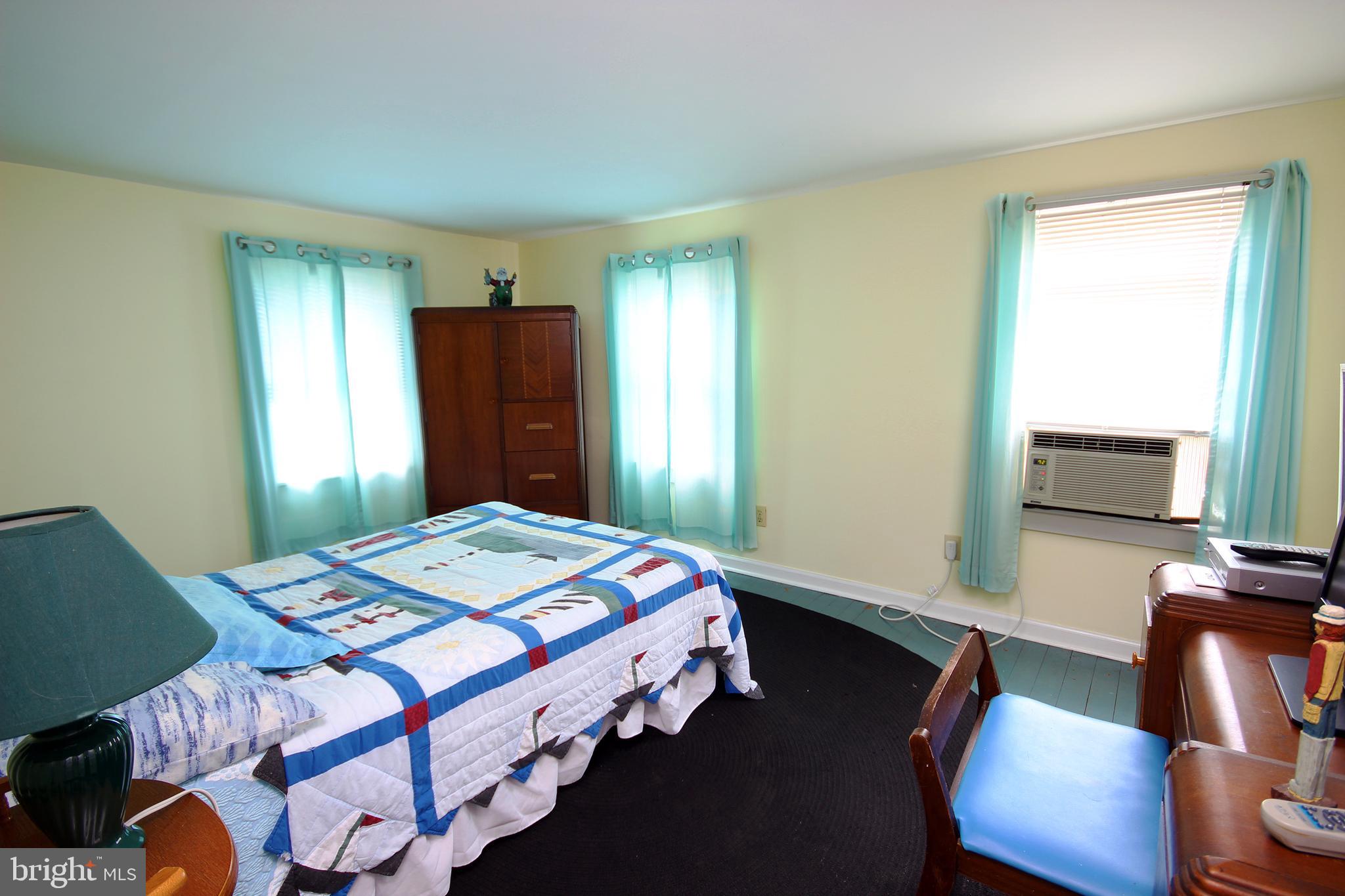 23285 H. Milbourne Road Deal Island, MD 21821 - Photo 10 of 14 2nd Bedroom - View B