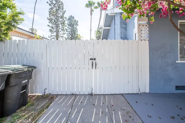 $4,000 | 1170 Sonora Avenue, Glendale, CA 91201