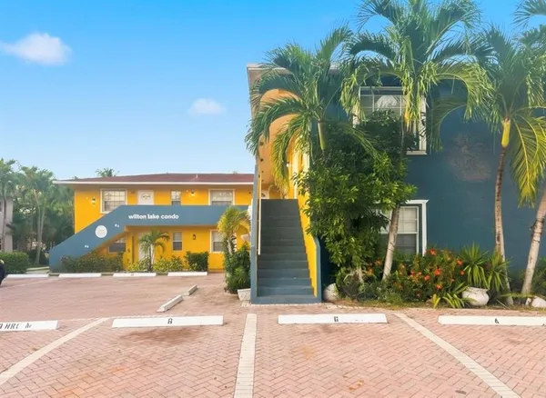 $1,850 | 51 Northeast 24th Street, Unit 6, Wilton Manors, FL 33305