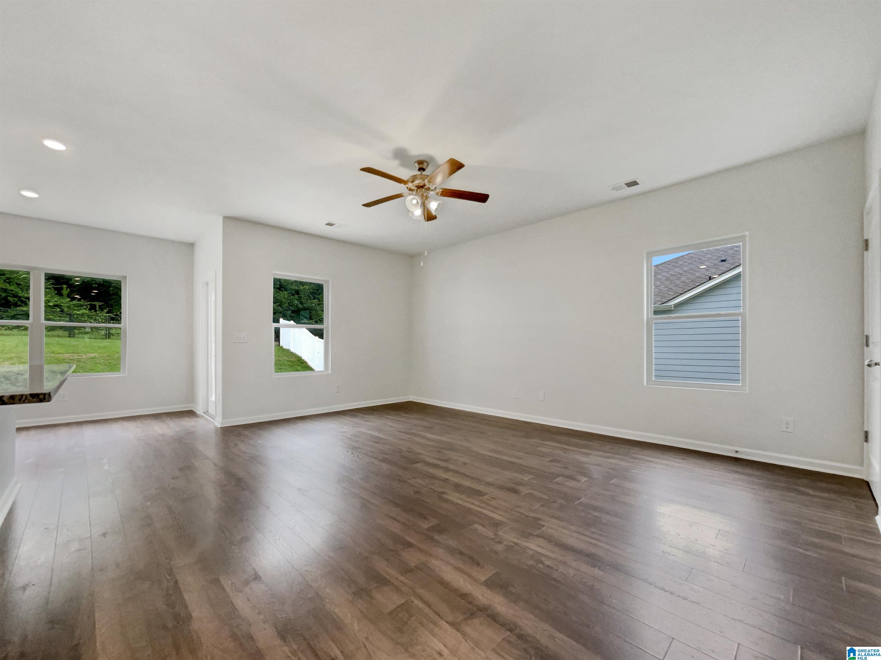 1043 Flyway View Lane Alabaster, AL 35007 - Photo 3 of 22