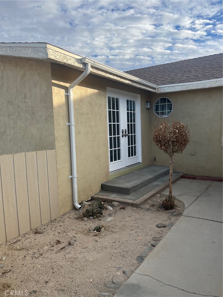 21925 Fort Tejon Road Llano, CA 93544 - Photo 4 of 7 ENTRANCE