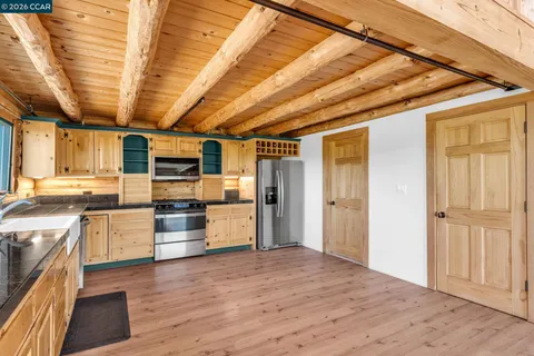 $1,390,000 | 530 Leon Way, Clayton, CA 94517