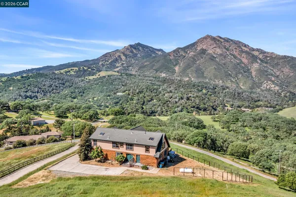 $1,390,000 | 530 Leon Way, Clayton, CA 94517