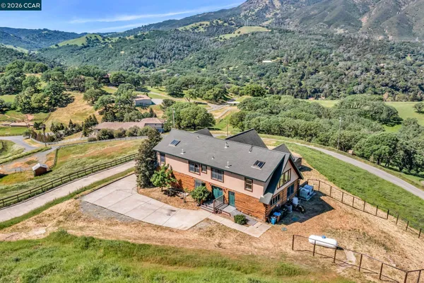 $1,390,000 | 530 Leon Way, Clayton, CA 94517