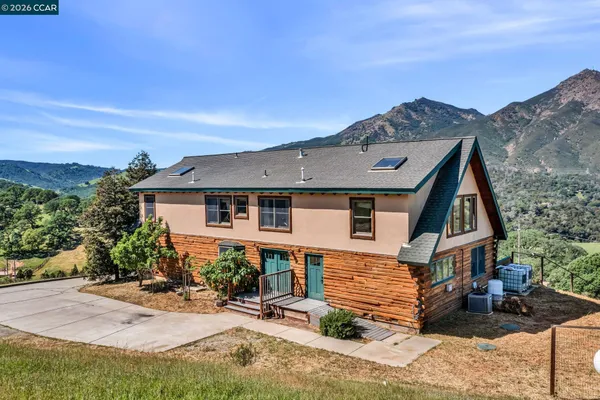 $1,390,000 | 530 Leon Way, Clayton, CA 94517