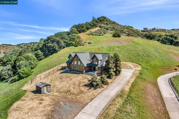 $1,390,000 | 530 Leon Way, Clayton, CA 94517