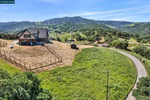 $1,390,000 | 530 Leon Way, Clayton, CA 94517