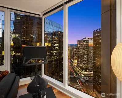 $1,499,000 | 10700 Northeast 4th Street, Unit 2412, Bellevue, WA 98004