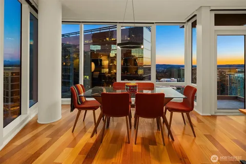 $1,499,000 | 10700 Northeast 4th Street, Unit 2412, Bellevue, WA 98004