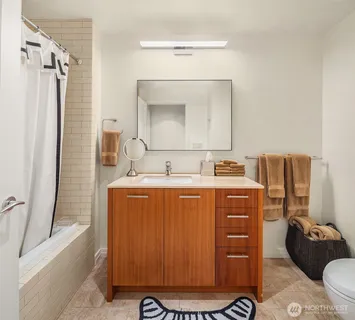 $1,499,000 | 10700 Northeast 4th Street, Unit 2412, Bellevue, WA 98004