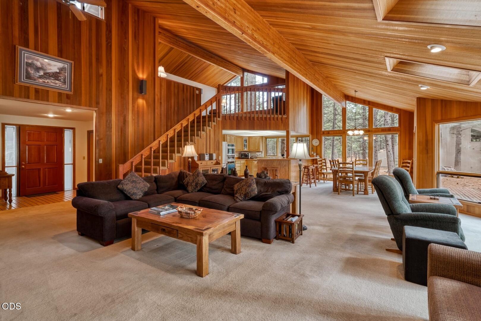 13441 Triflorium Black Butte Ranch, OR 97759 - Photo 3 of 40 Gallery Image 3