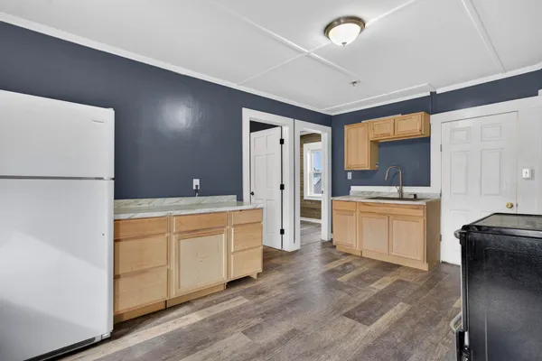 $300,000 | 50 West Bow Street, Franklin, NH 03235