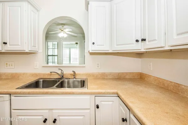 $424,500 | 4516 Brittany Hills Way, Knoxville, TN 37938