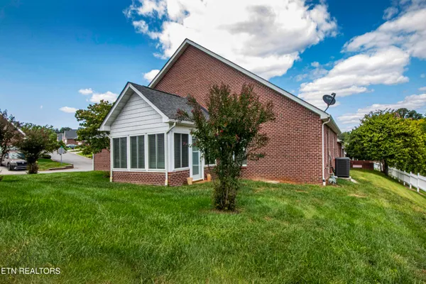 $424,500 | 4516 Brittany Hills Way, Knoxville, TN 37938