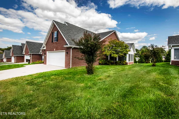 $424,500 | 4516 Brittany Hills Way, Knoxville, TN 37938