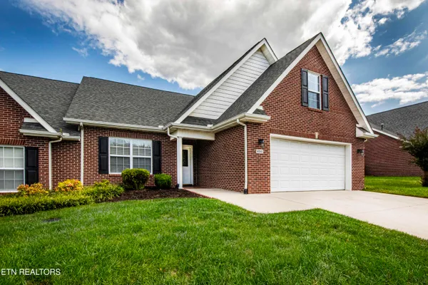 $424,500 | 4516 Brittany Hills Way, Knoxville, TN 37938