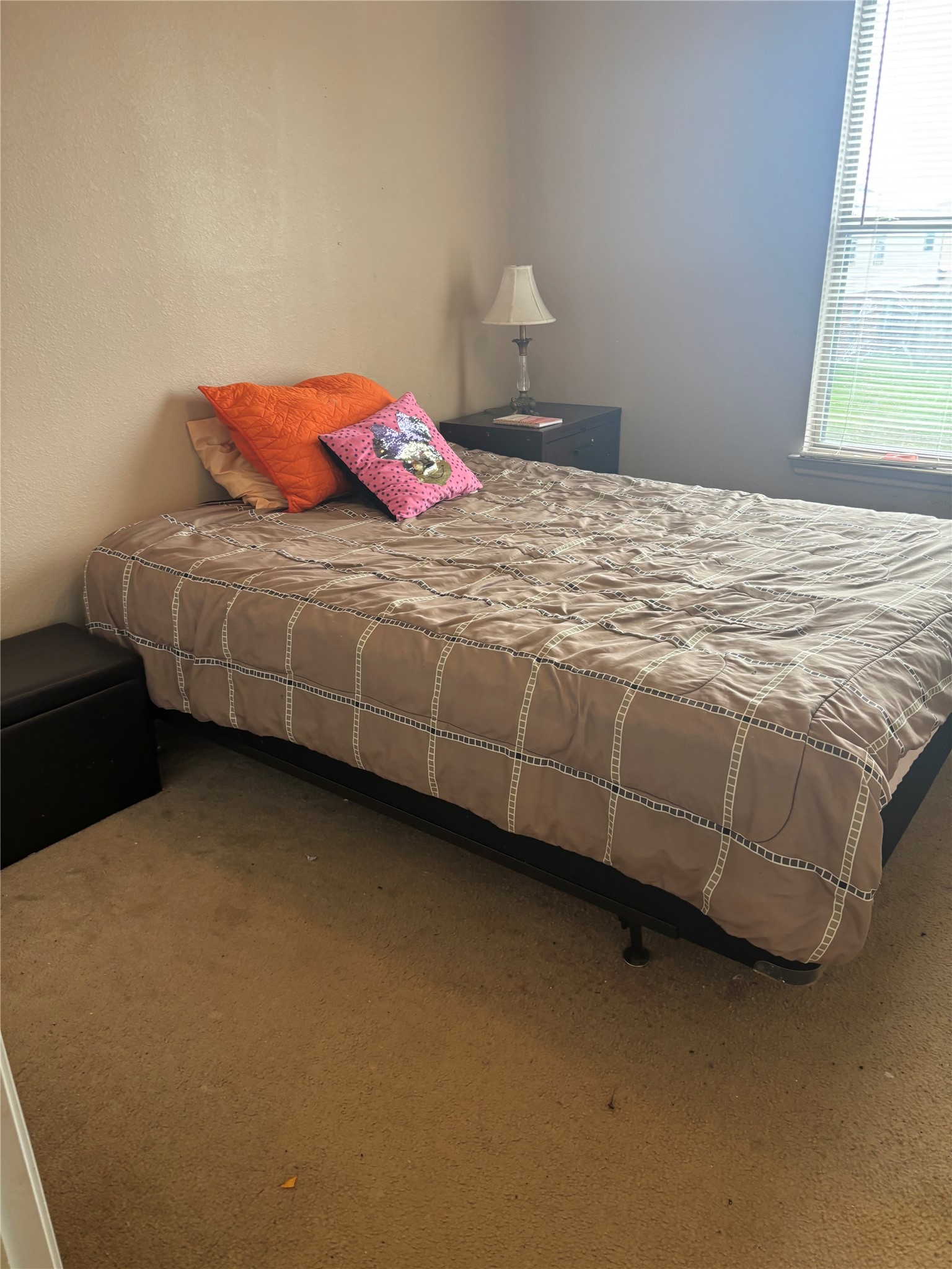 911 Belshear Court Houston, TX 77073 - Photo 19 of 21 a bedroom with a bed and a window