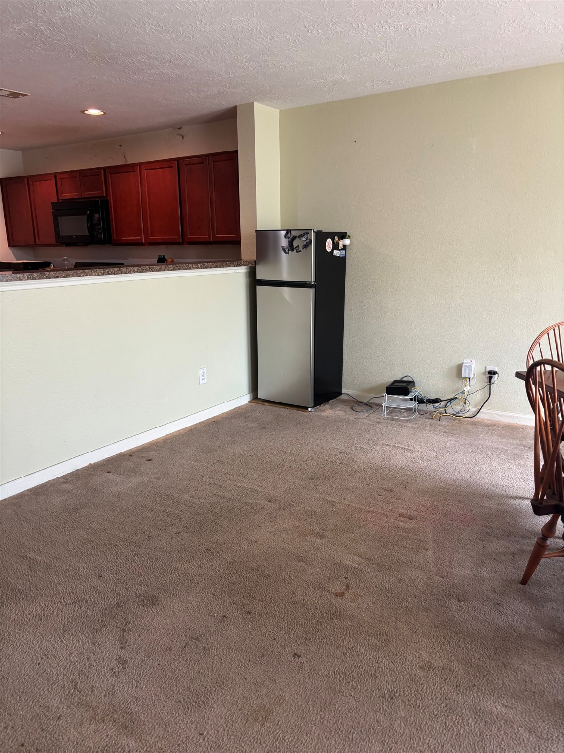 911 Belshear Court Houston, TX 77073 - Photo 7 of 21 a view of a kitchen with a sink