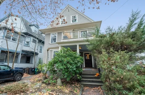 $4,000 | 79 Dana, Unit 3, Cambridge, MA 02138
