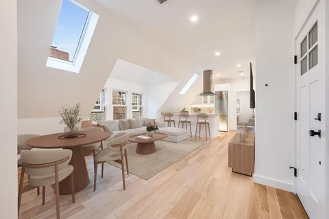 $4,000 | 79 Dana, Unit 3, Cambridge, MA 02138