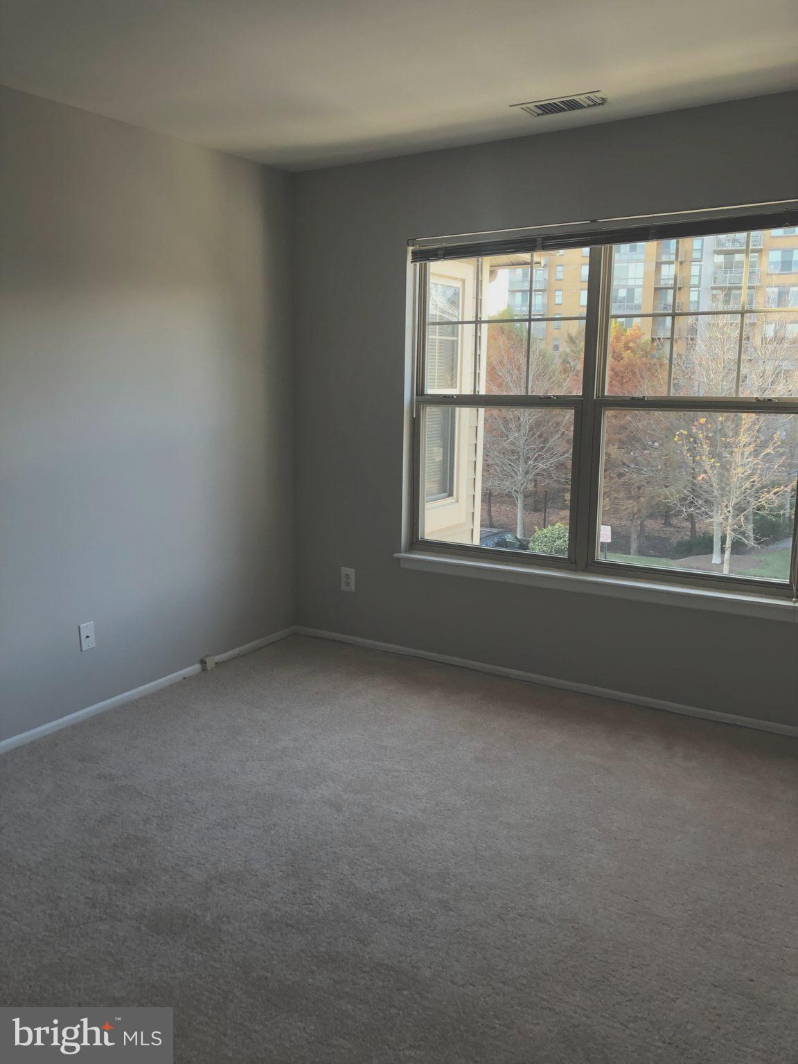 1793 Jonathan Way, Unit I Reston, VA 20190 - Photo 14 of 19 Lots of light in the bedroom