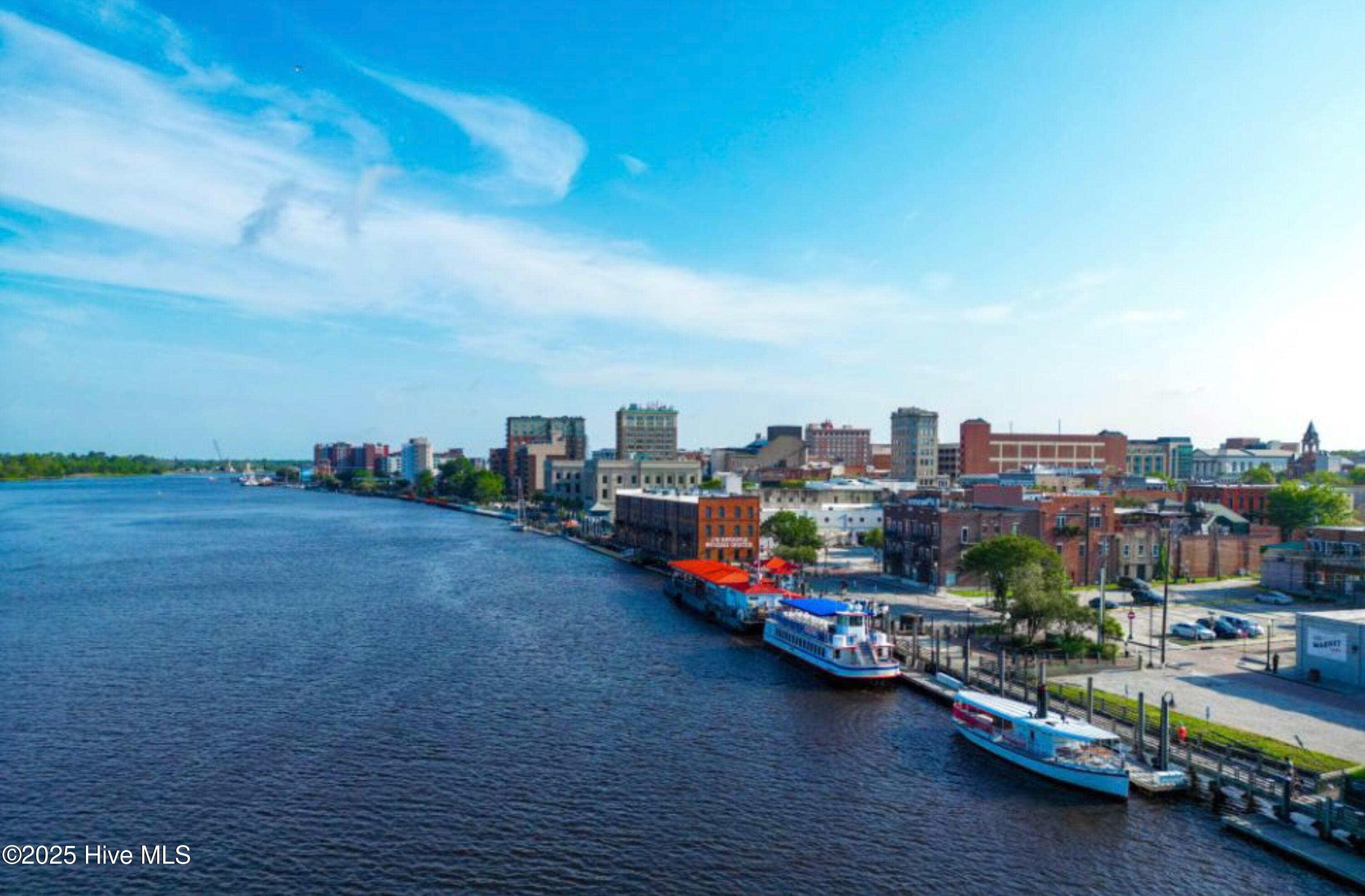 7070 Dunford Road, Unit 125 Leland, NC 28451 - Photo 29 of 37 17-2-dji_fly_20230815_084124_406_1692107