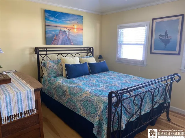 $369,000 | 960 Douglas Place, Hanover, NY 14081