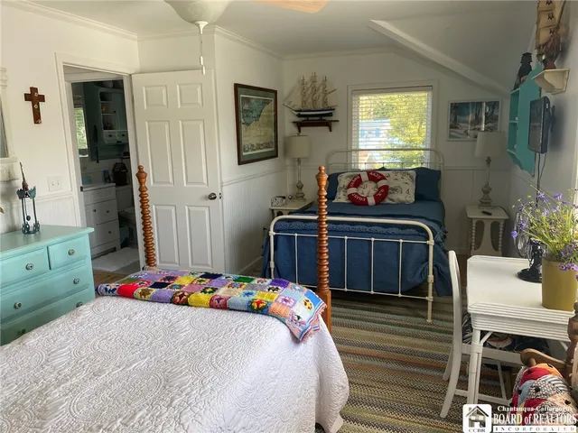 $369,000 | 960 Douglas Place, Hanover, NY 14081