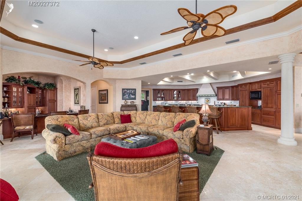 11 West High Point Road Stuart, FL 34996 - Photo 10 of 25 Gallery Image 10