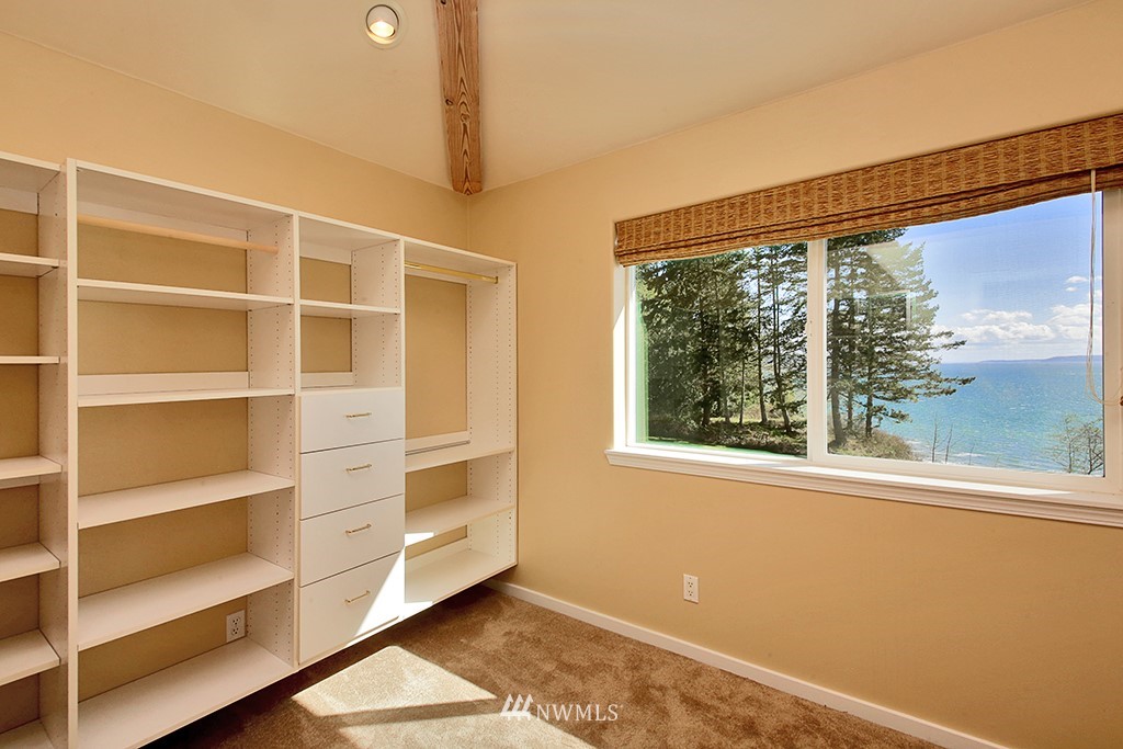 6600 Sills Road Clinton, WA 98236 - Photo 12 of 25