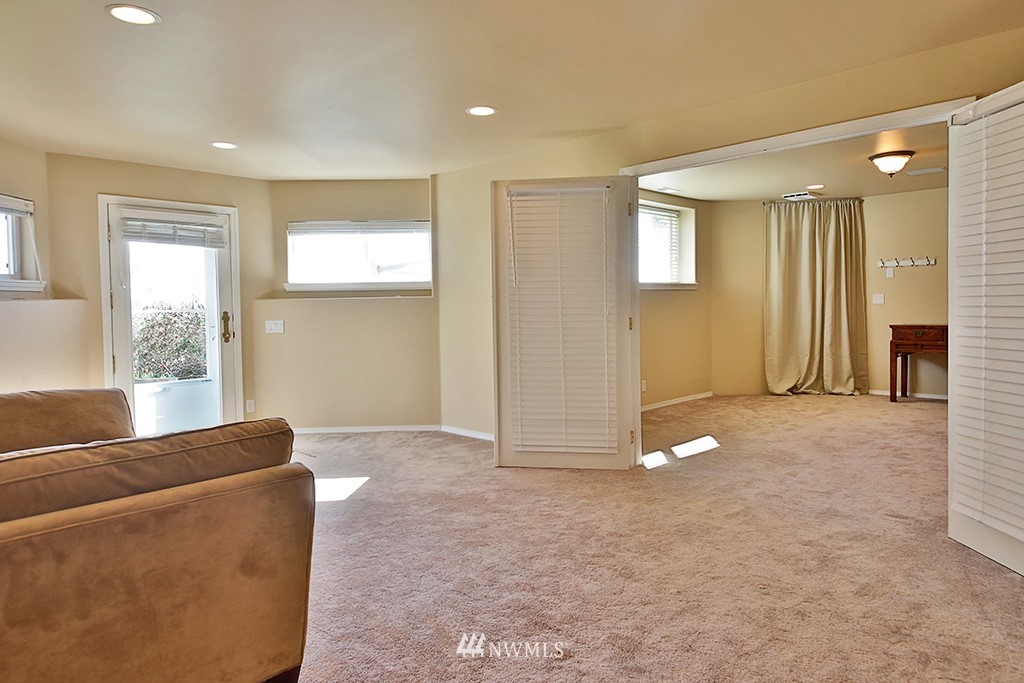 6600 Sills Road Clinton, WA 98236 - Photo 13 of 25