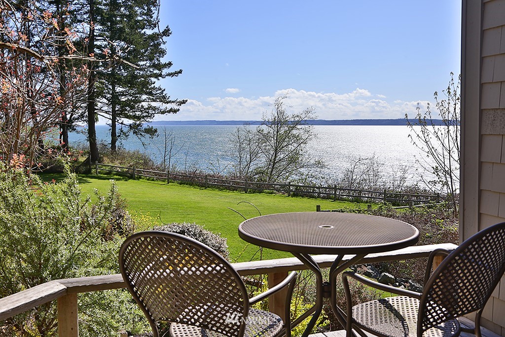 6600 Sills Road Clinton, WA 98236 - Photo 16 of 25