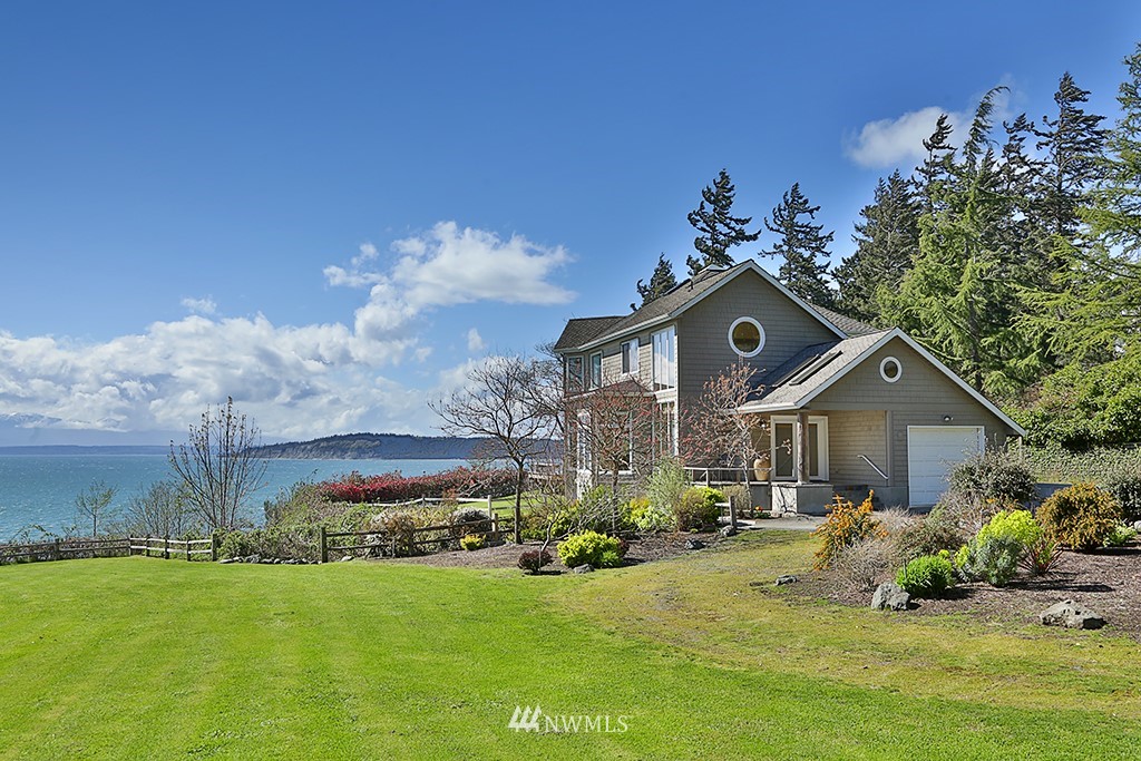 6600 Sills Road Clinton, WA 98236 - Photo 3 of 25