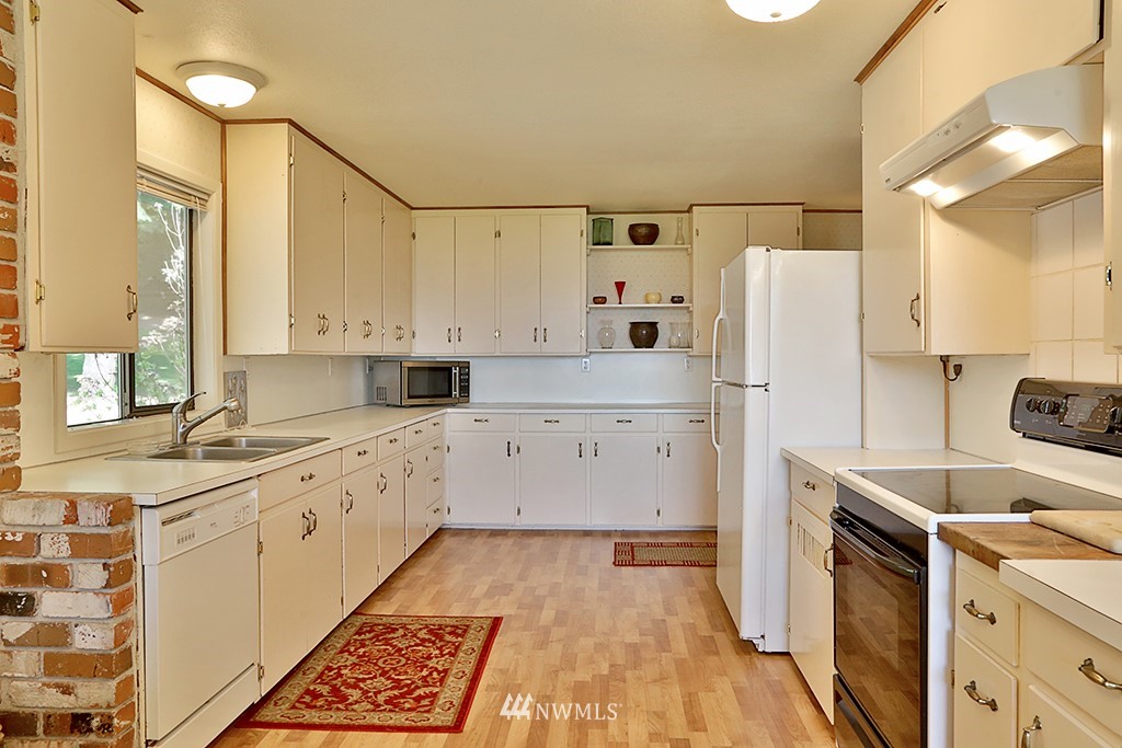 6600 Sills Road Clinton, WA 98236 - Photo 21 of 25