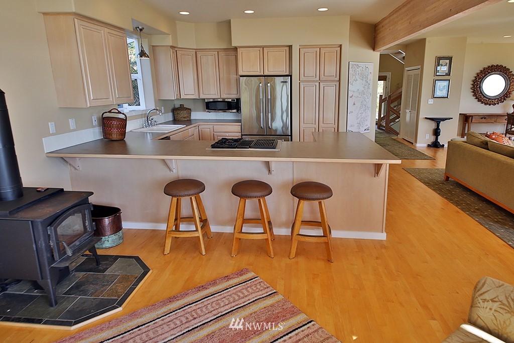 6600 Sills Road Clinton, WA 98236 - Photo 6 of 25