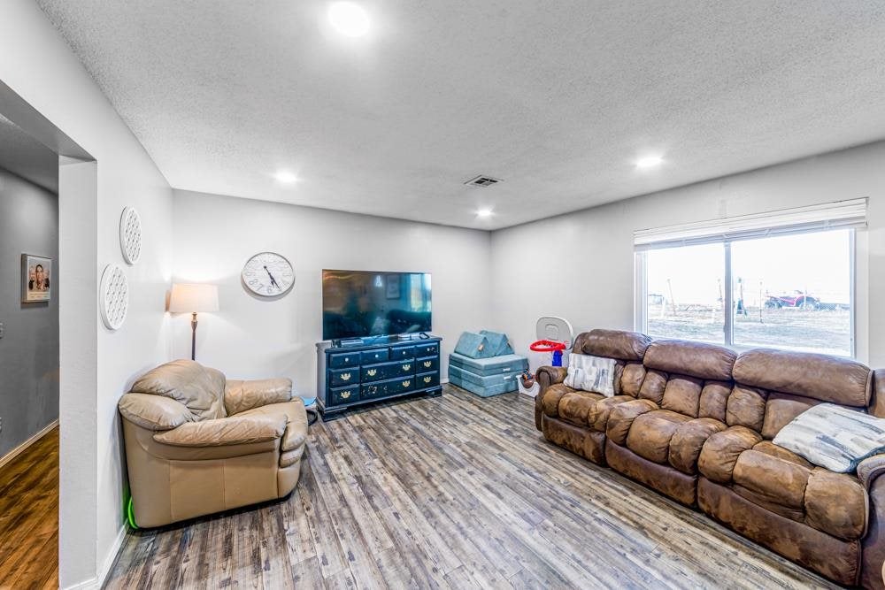 124 Mill Road Tonkawa, OK 74653 - Photo 4 of 19 Gallery Image 4