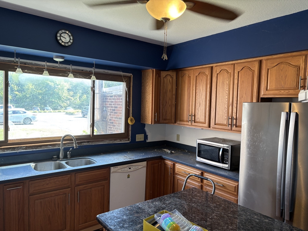 456 Granby Road South Hadley, MA 01075 - Photo 15 of 25 Gallery Image 15