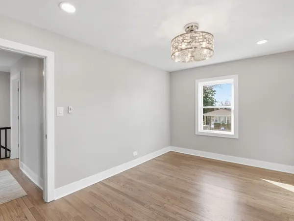 $339,900 | 600 East 87th Place, Chicago, IL 60619