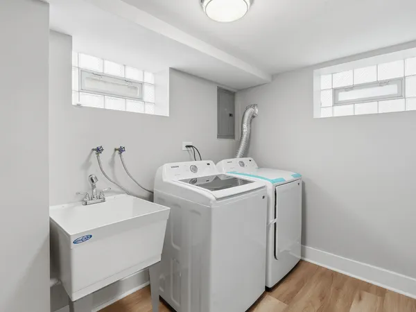 $339,900 | 600 East 87th Place, Chicago, IL 60619