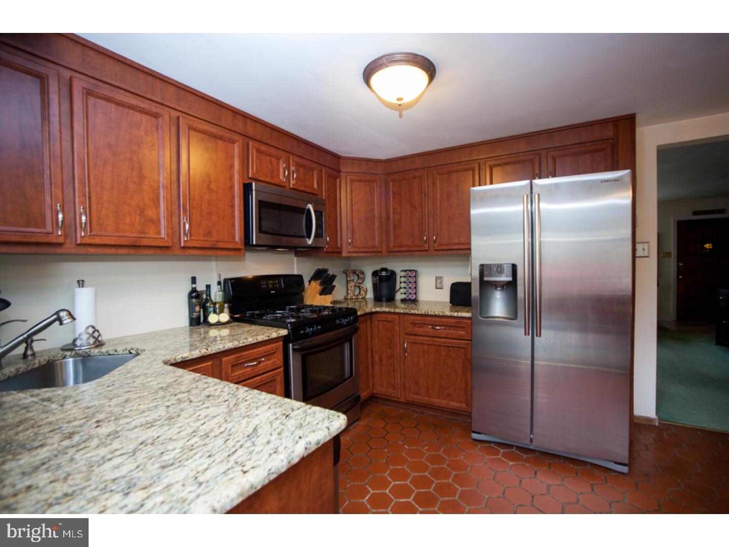 180 Scenic Road Springfield, PA 19064 - Photo 4 of 25 Kitchen